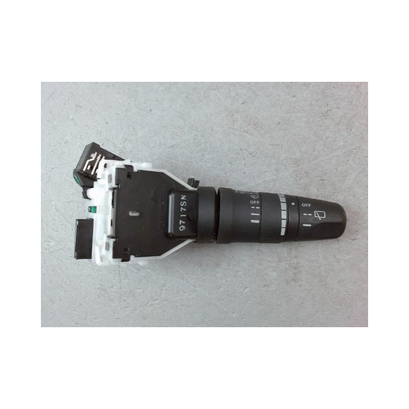 COMMANDE ESSUIE GLACE NISSAN MICRA III Phase 3 2007-2010