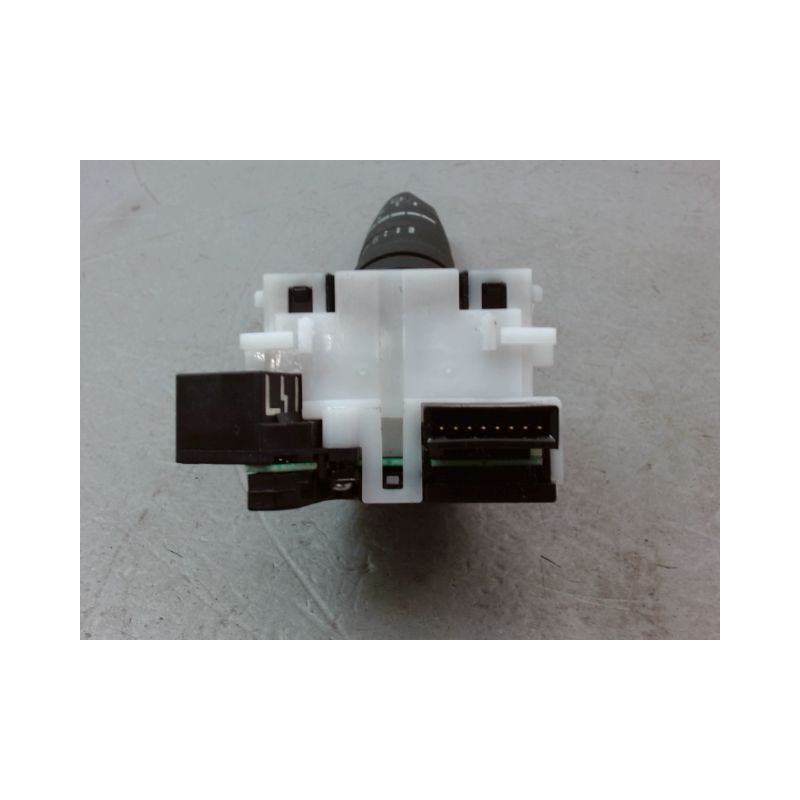 COMMANDE ESSUIE GLACE NISSAN MICRA III Phase 3 2007-2010