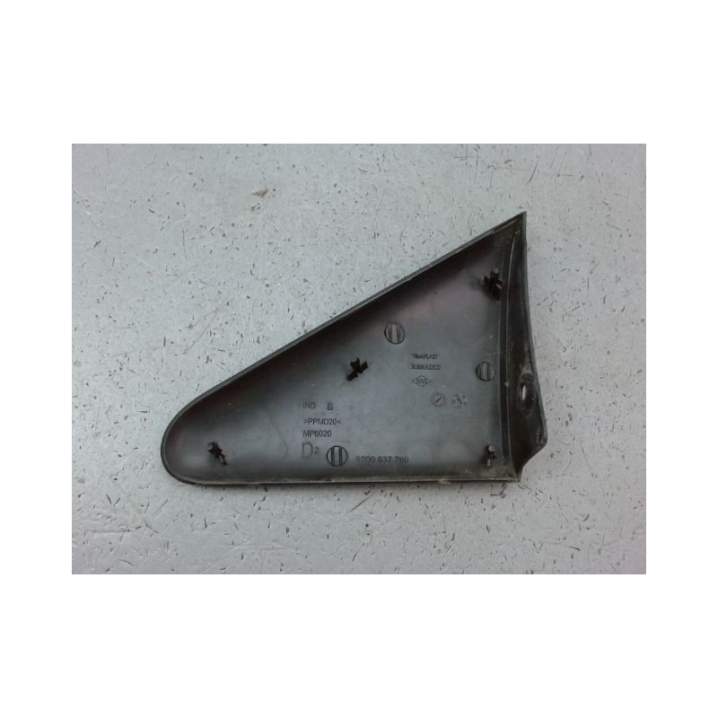 ELARGISSEUR AILE AVANT DROIT RENAULT TWINGO II Phase 1 2007-2011
