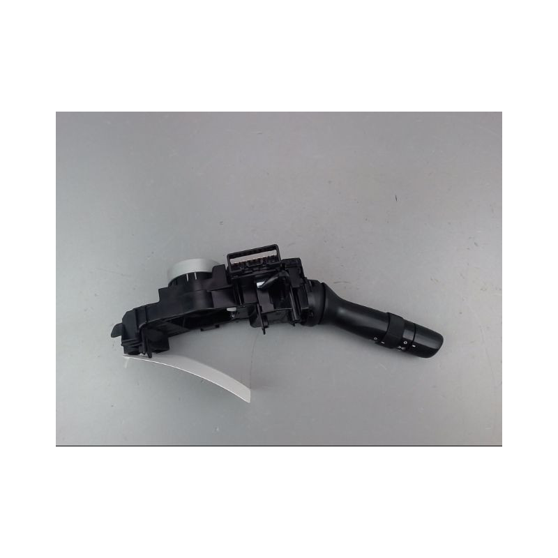 COMMANDE ECLAIRAGE TOYOTA YARIS II Phase 2 2009-2011