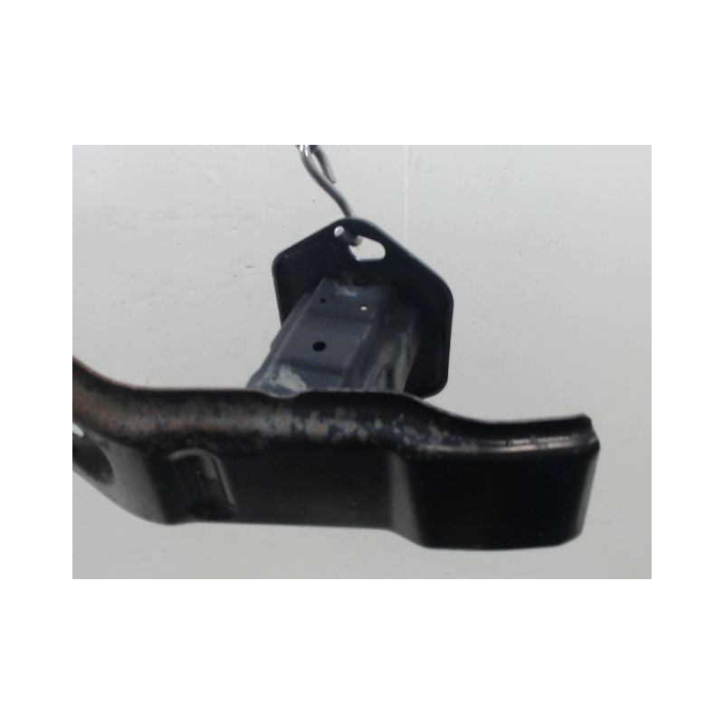 RENFORT PARE-CHOC ARRIERE  BMW SERIE 1