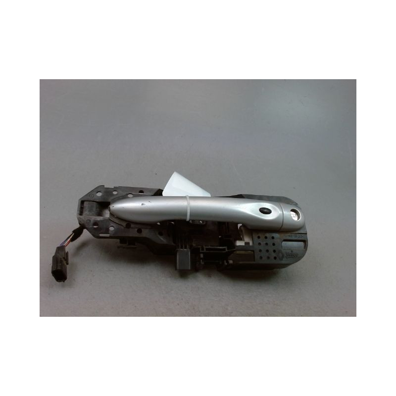 POIGNEE EXTERIEURE PORTE AVANT GAUCHE RENAULT MEGANE COUPE III Phase 1 2008-2012