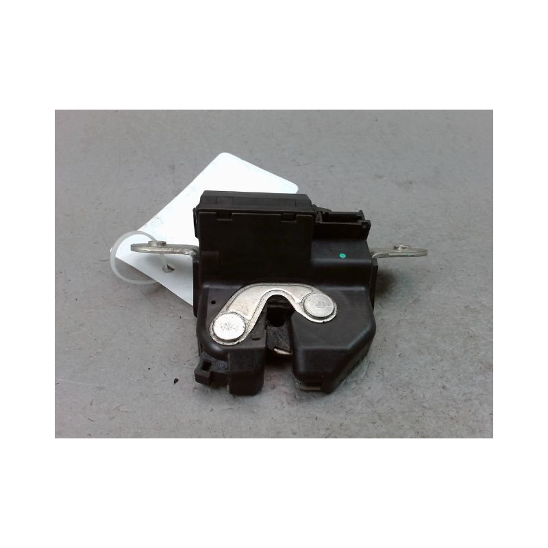 SERRURE HAYON  OPEL CORSA IV Phase 1 (D) 2006-2010
