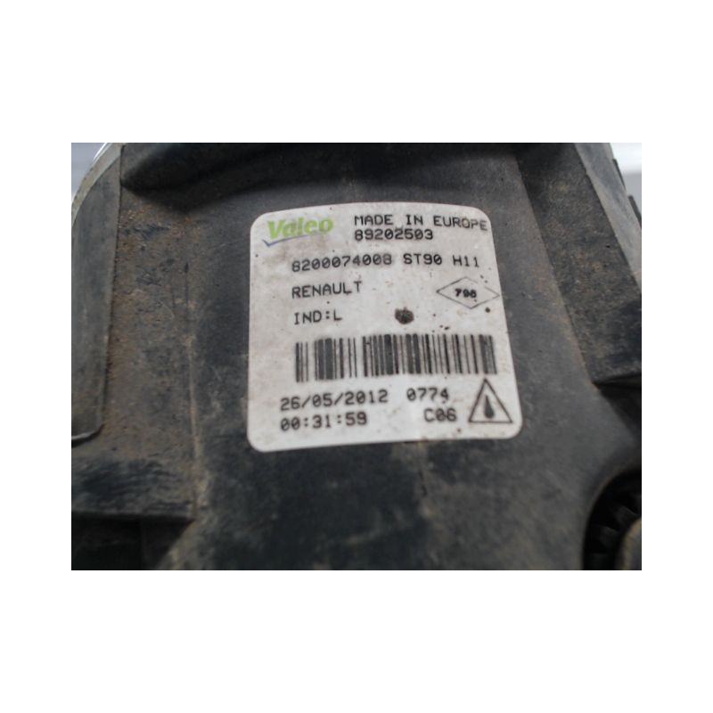 PHARE ANTIBROUILLARD AVANT GAUCHE DACIA DUSTER