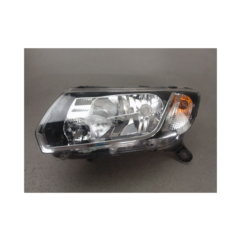 PHARE GAUCHE DACIA SANDERO