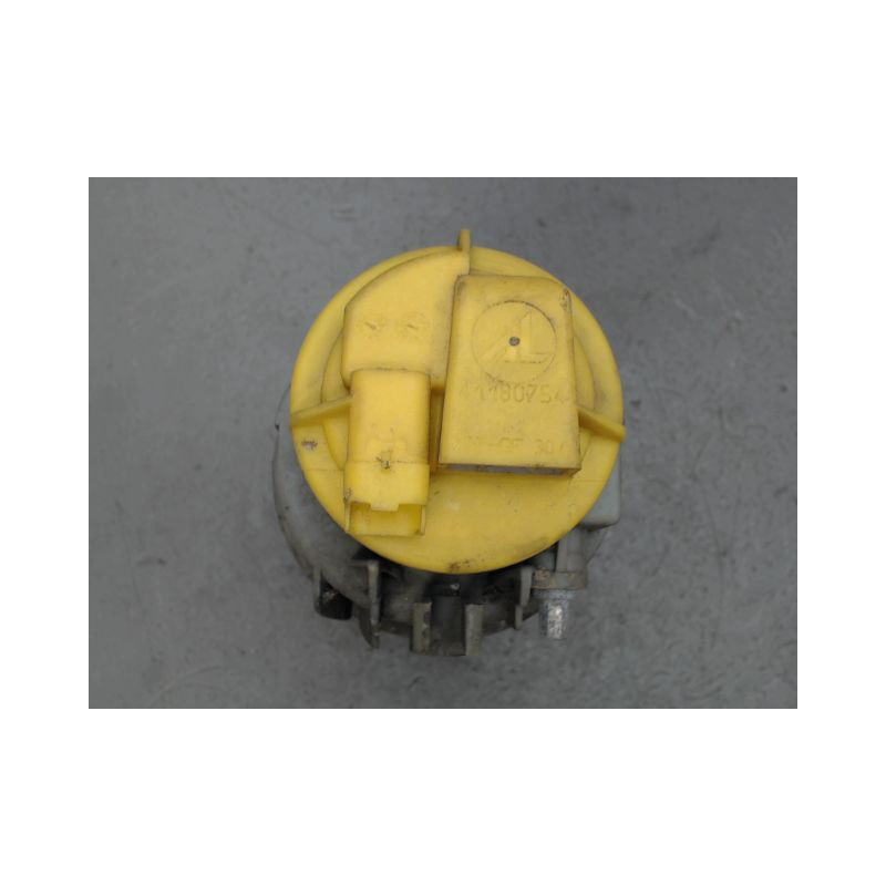 PHARE ANTIBROUILLARD AVANT GAUCHE PEUGEOT PARTNER