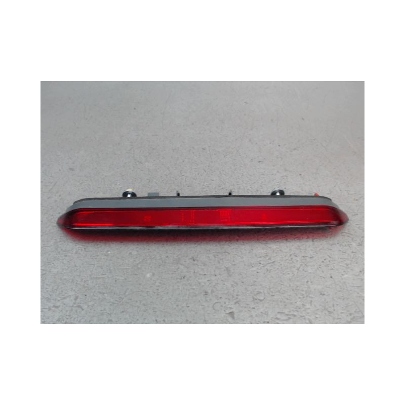 FEUX STOP SUPPLEMENTAIRE PEUGEOT 3008