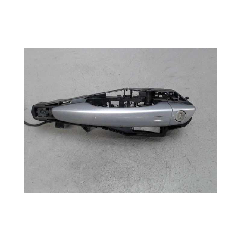 POIGNEE EXTERIEURE PORTE AVANT GAUCHE PEUGEOT 308