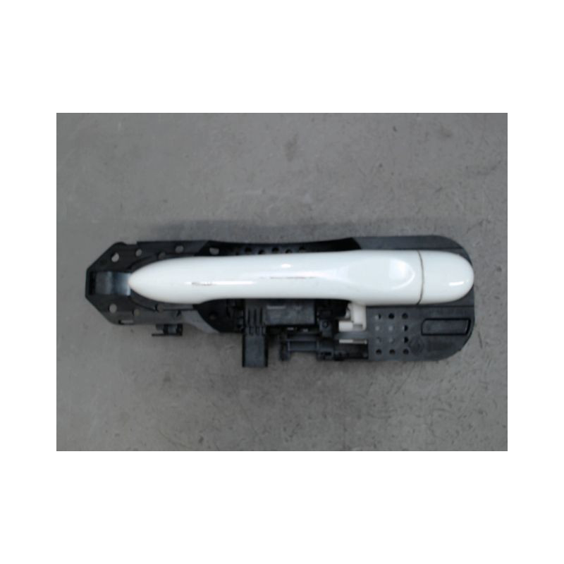 POIGNEE EXTERIEURE PORTE ARRIERE GAUCHE RENAULT MEGANE