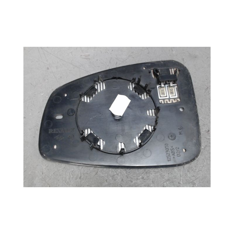GLACE RETROVISEUR EXT D RENAULT MEGANE