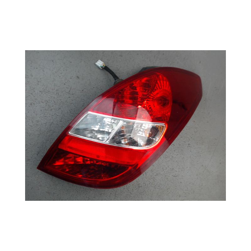 FEU ARRIERE DROIT HYUNDAI I20