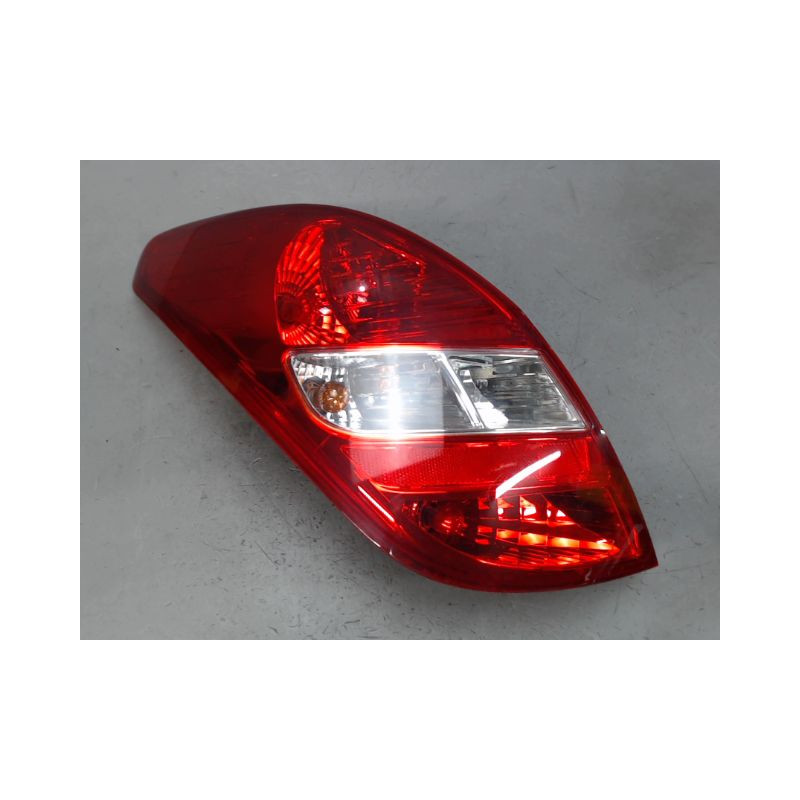 FEU ARRIERE GAUCHE  HYUNDAI I20