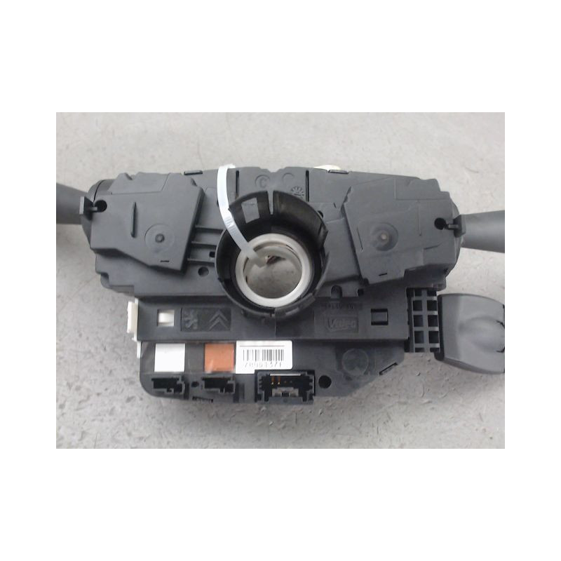 BLOC COMMODOS PEUGEOT 208