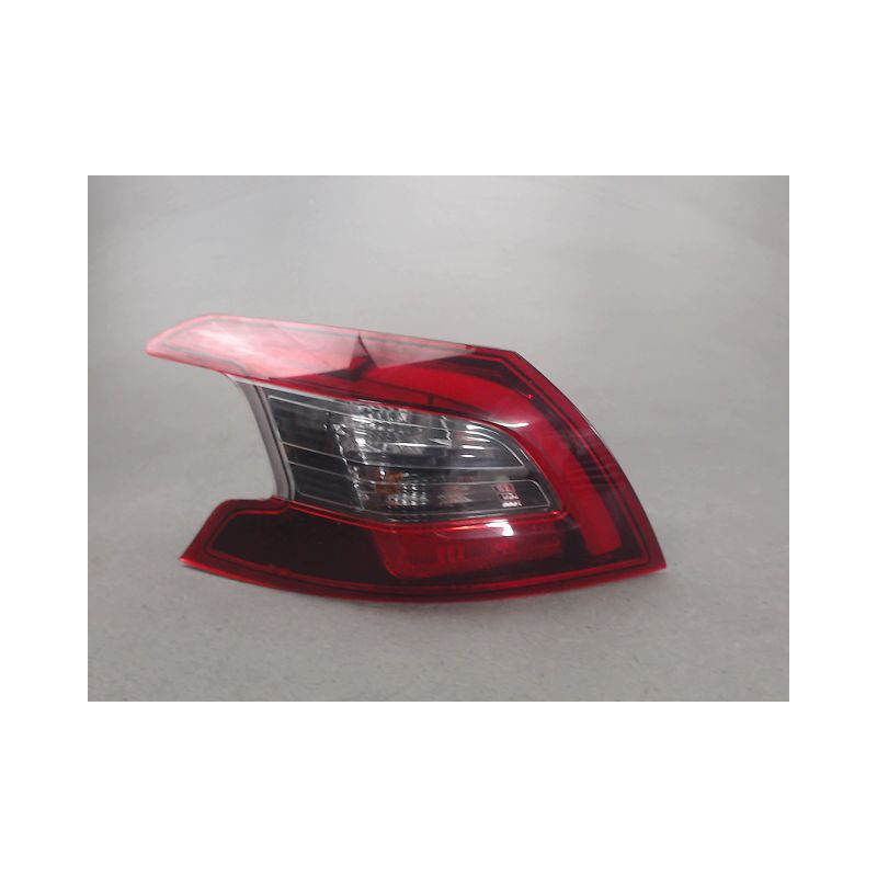 FEU ARRIERE GAUCHE  PEUGEOT 308