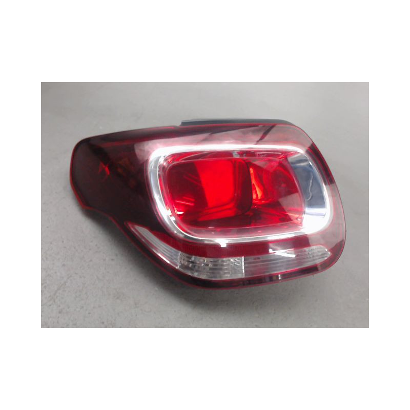FEU ARRIERE GAUCHE  CITROEN DS3