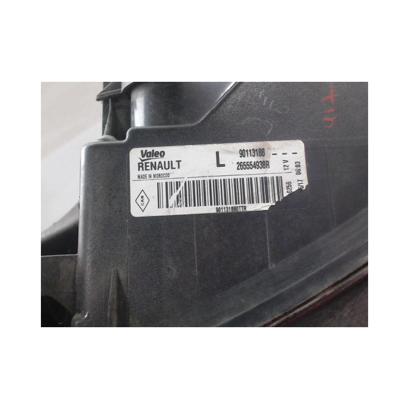 FEU ARRIERE GAUCHE  DACIA SANDERO