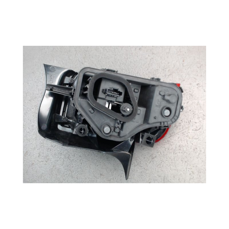 FEU ARRIERE DROIT CITROEN C4 CACTUS