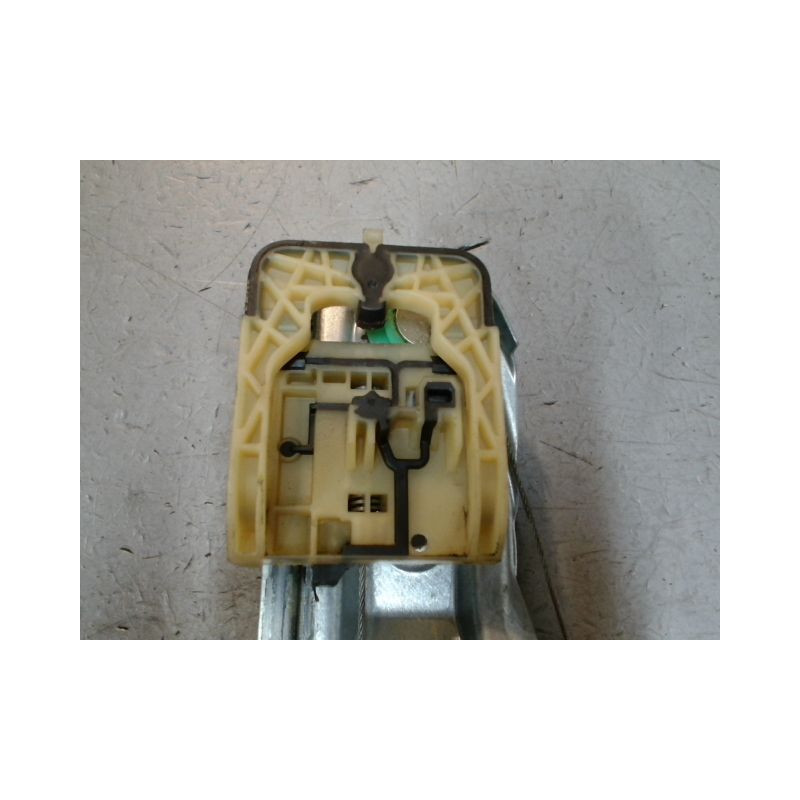 MECANISME+MOTEUR LEVE-GLACE ARRIERE DROIT FORD FOCUS