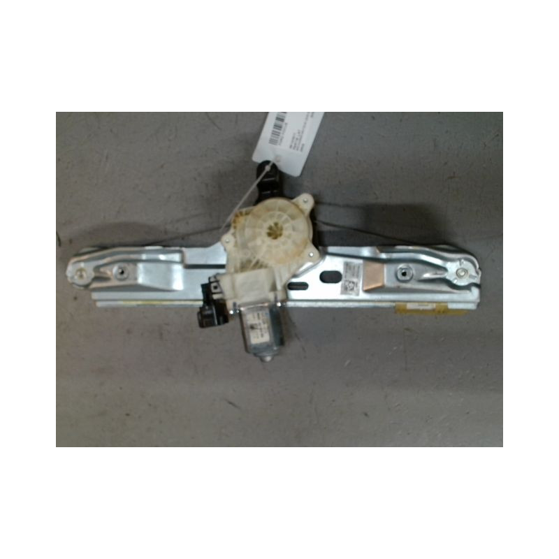 MECANISME+MOTEUR LEVE-GLACE ARRIERE DROIT FORD FOCUS