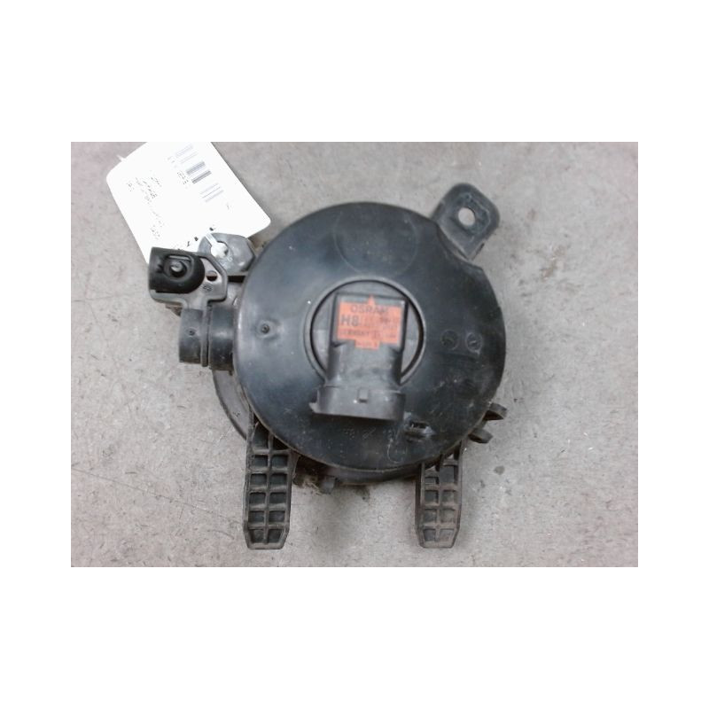 PHARE ANTIBROUILLARD AVANT DROIT B.M.W. SERIE 2