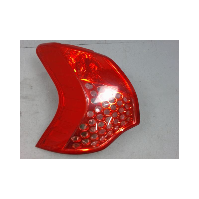 FEU ARRIERE GAUCHE  PEUGEOT 3008 2009-