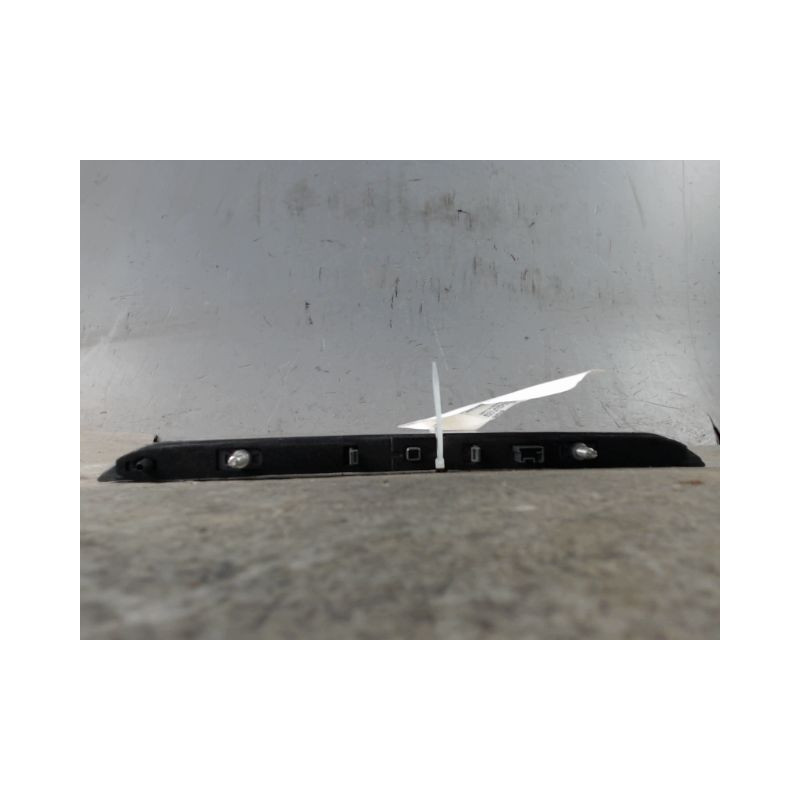 FEUX STOP SUPPLEMENTAIRE PEUGEOT 2008