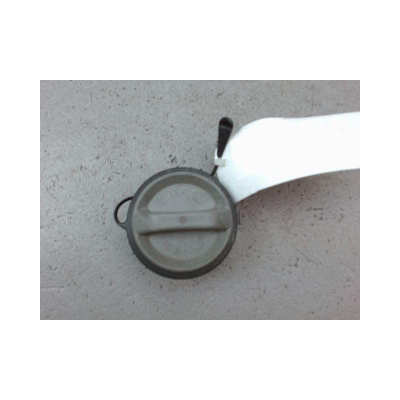 BOUCHON RESERVOIR A CARBURANT TOYOTA COROLLA X Phase 2 2004-2007