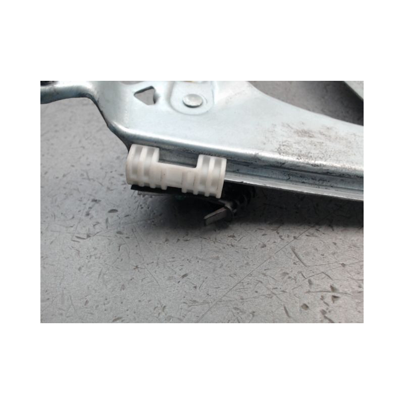 MECANISME LEVE-GLACE AVANT DROIT RENAULT CLIO
