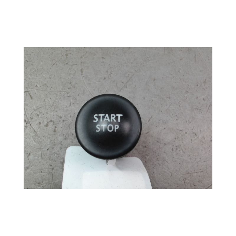 BOUTON DE DEMARRAGE RENAULT MEGANE