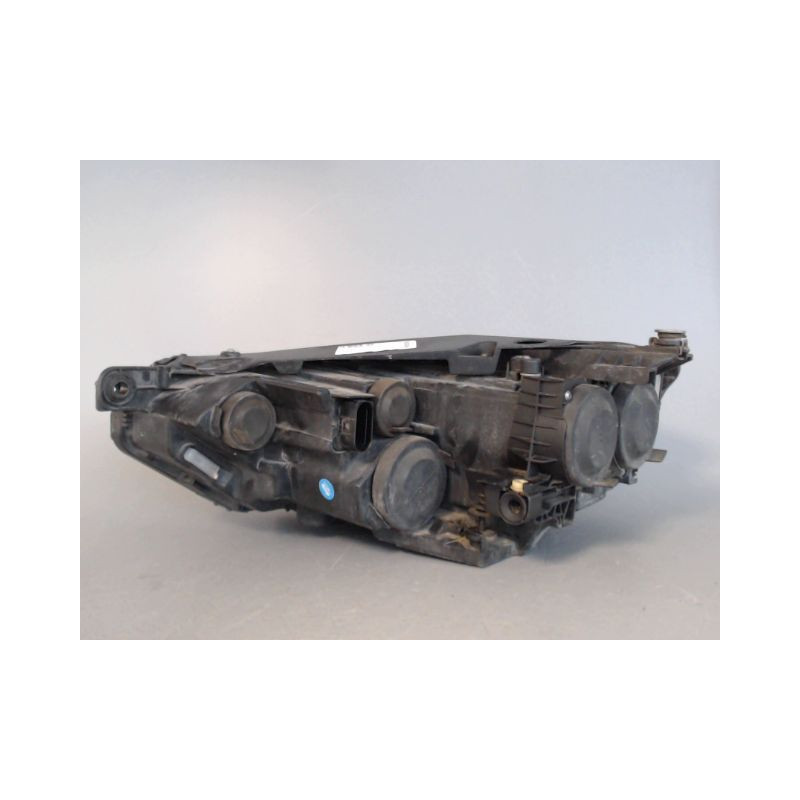 PHARE DROIT VOLKSWAGEN PASSAT