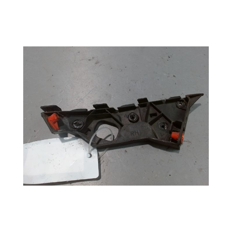 SUPPORT PARE-CHOC AVD OPEL CORSA