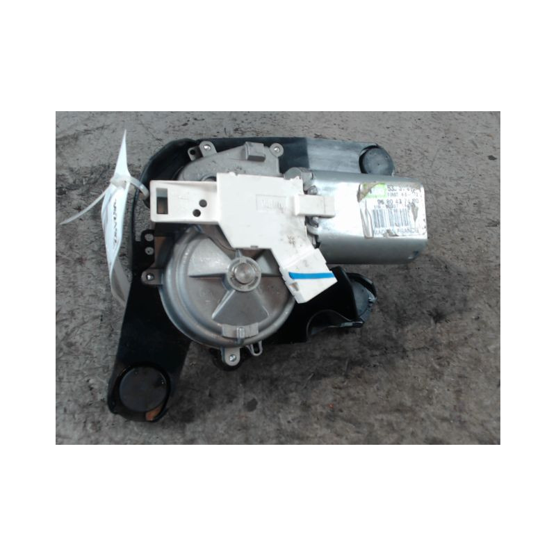 MOTEUR ESSUIE-GLACE ARRIERE PEUGEOT 3008 2009-