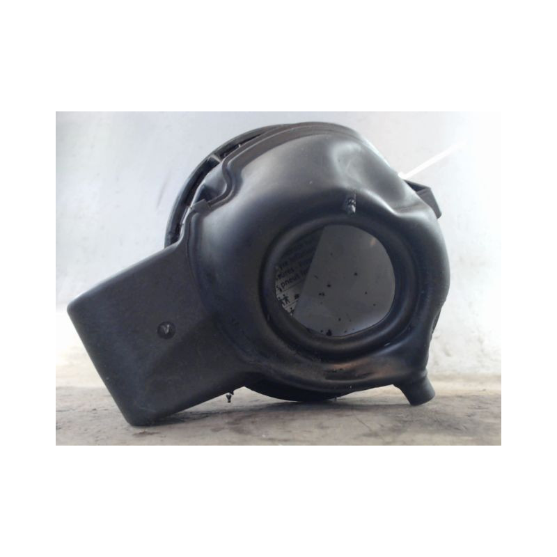 VOLET DE TRAPPE CARBURANT VOLKSWAGEN TOURAN