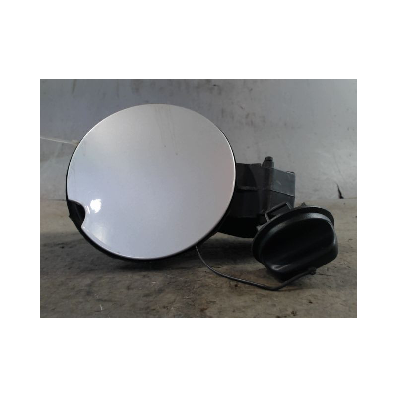 VOLET DE TRAPPE CARBURANT RENAULT CLIO IV
