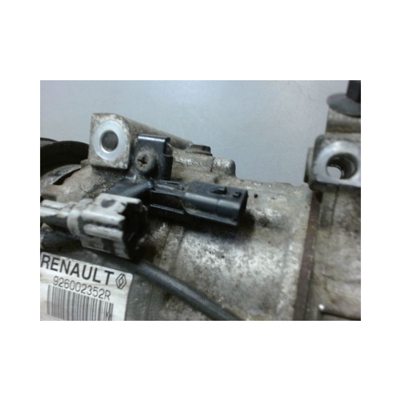 COMPRESSEUR AIR CONDITIONNE RENAULT CLIO