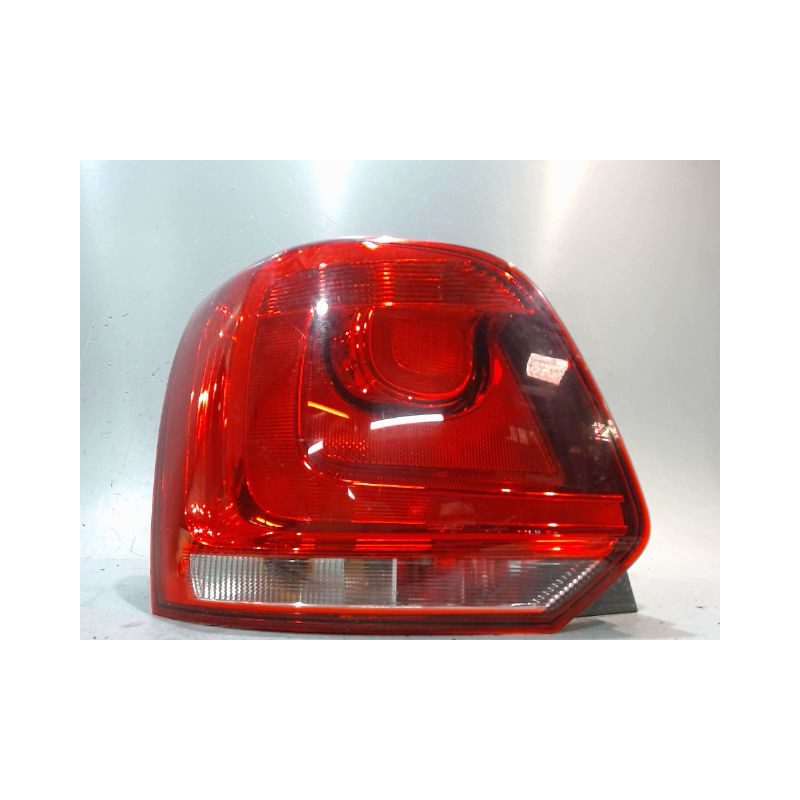 FEU ARRIERE GAUCHE  VOLKSWAGEN POLO