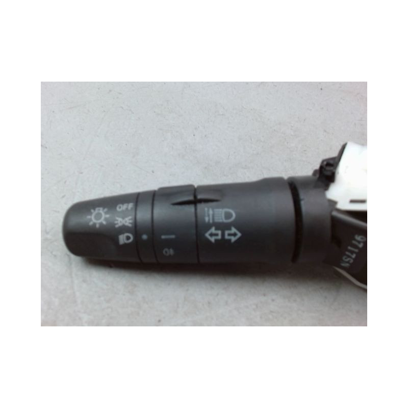 COMMANDE ECLAIRAGE NISSAN MICRA III Phase 3 2007-2010