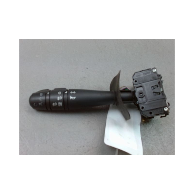 COMMANDE ECLAIRAGE DACIA SANDERO I 2008-2012