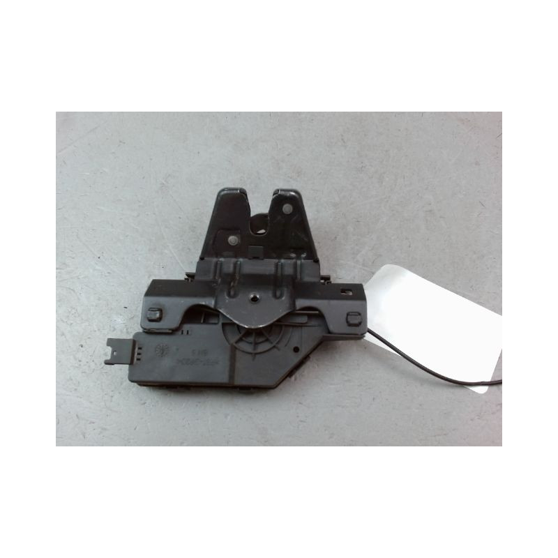 SERRURE HAYON  BMW SERIE 1 I Phase 2 (E87) 2007-2011