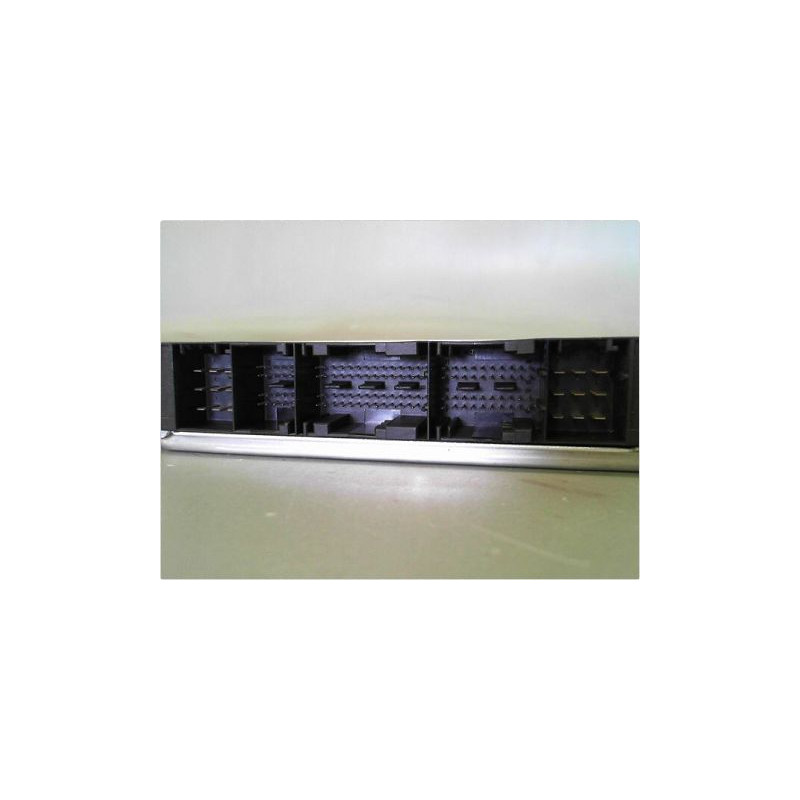 CALCULATEUR MOTEUR MERCEDES CLASSE C 00-04