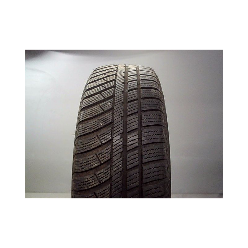 Pneu ROVELO ALL WEATHER R4S 175 65 14 82 T