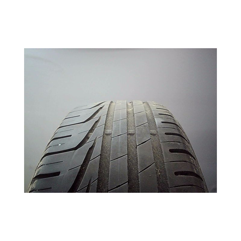 Pneu UNIROYAL RAIN EXPERT 5 205 60 16 92 H