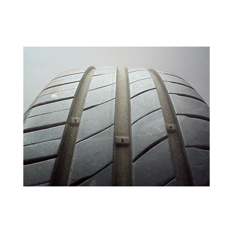 Pneu KUMHO ECSTA HS52 185 55 15 82 V