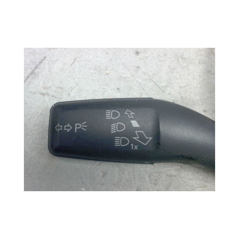 COMMANDE CLIGNOTANT AUDI A3