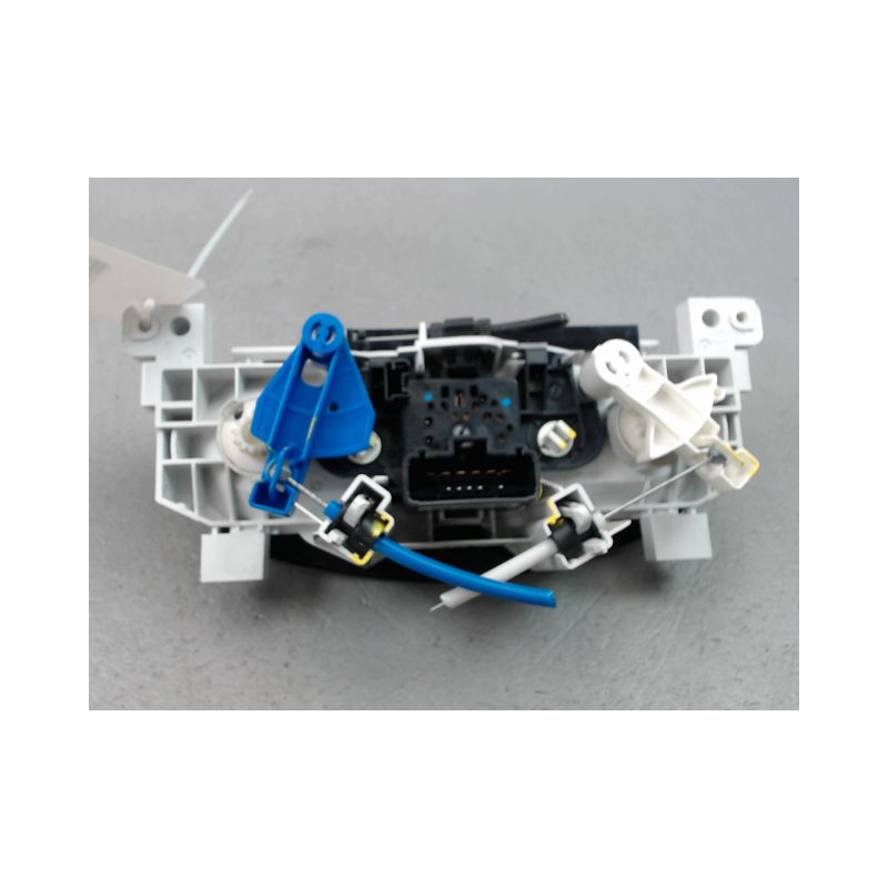COMMANDE DE CHAUFFAGE DACIA SANDERO I 2008-2012