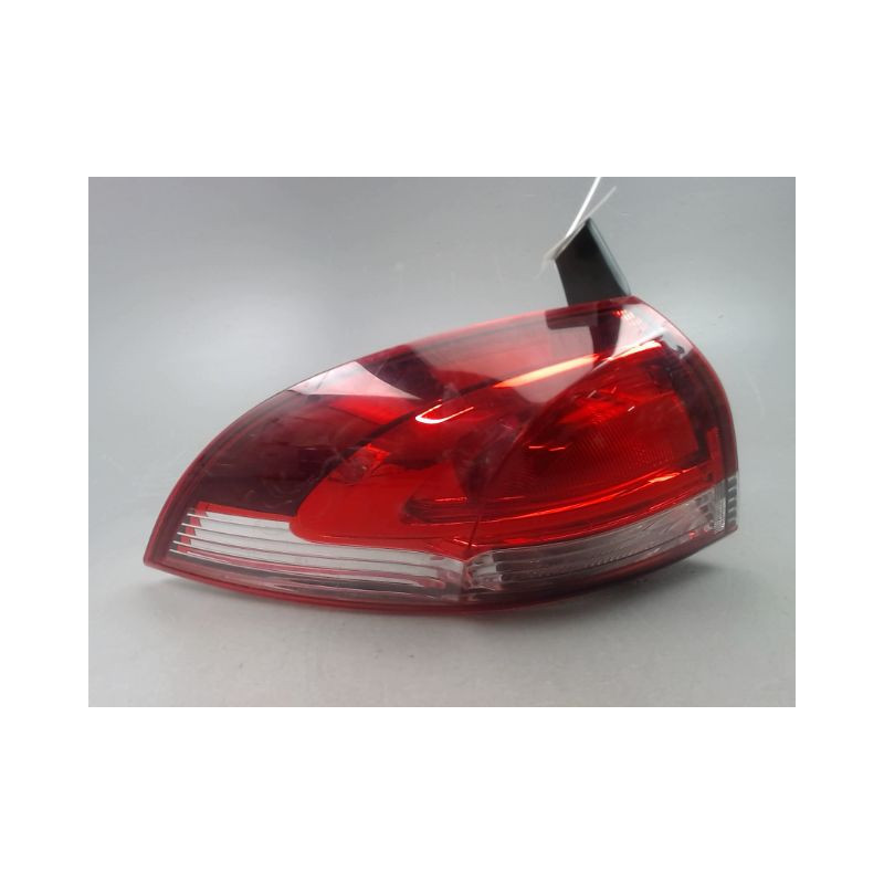 FEU ARRIERE GAUCHE  RENAULT CLIO BREAK IV Phase 1 2012-...