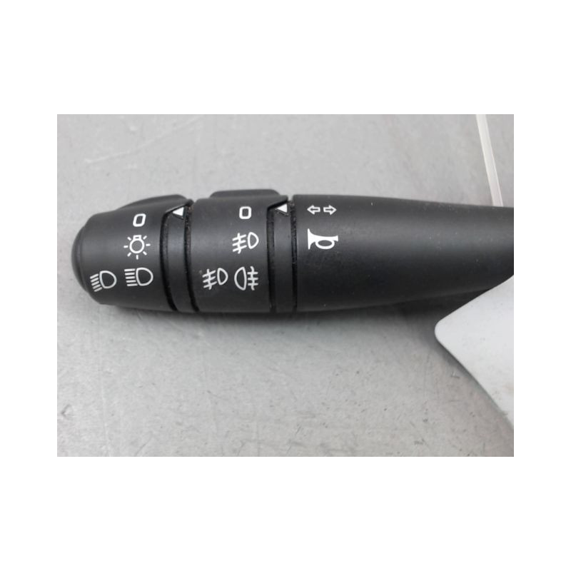 COMMANDE ECLAIRAGE RENAULT TWINGO II Phase 1 2007-2011