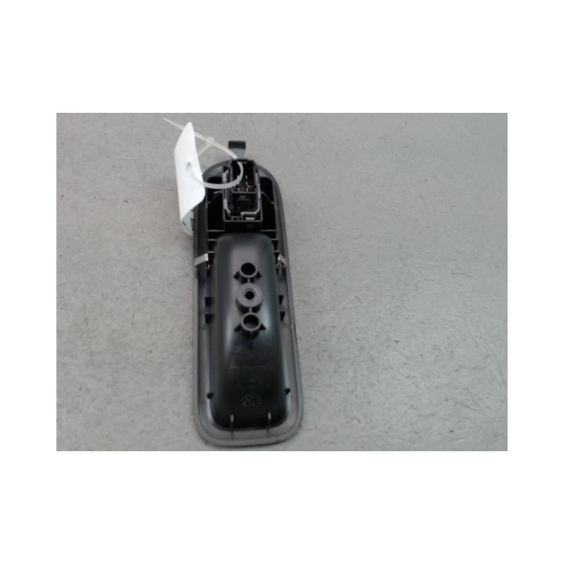 COMMANDE LEVE-GLACE PORTE AVD RENAULT TWINGO II Phase 2 2011-2014