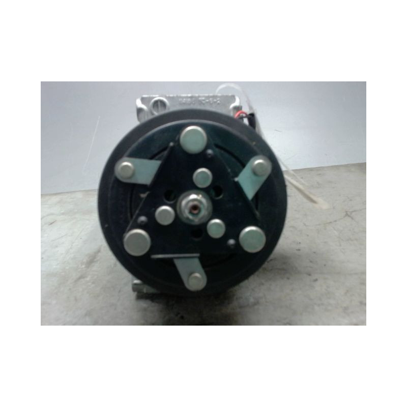 COMPRESSEUR AIR CONDITIONNE RENAULT MEGANE