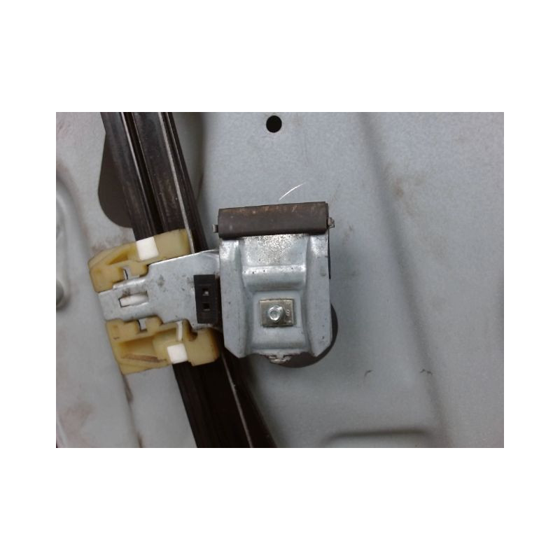 MECANISME+MOTEUR LEVE-GLACE AVANT DROIT VOLKSWAGEN CADDY COMBI 2004-